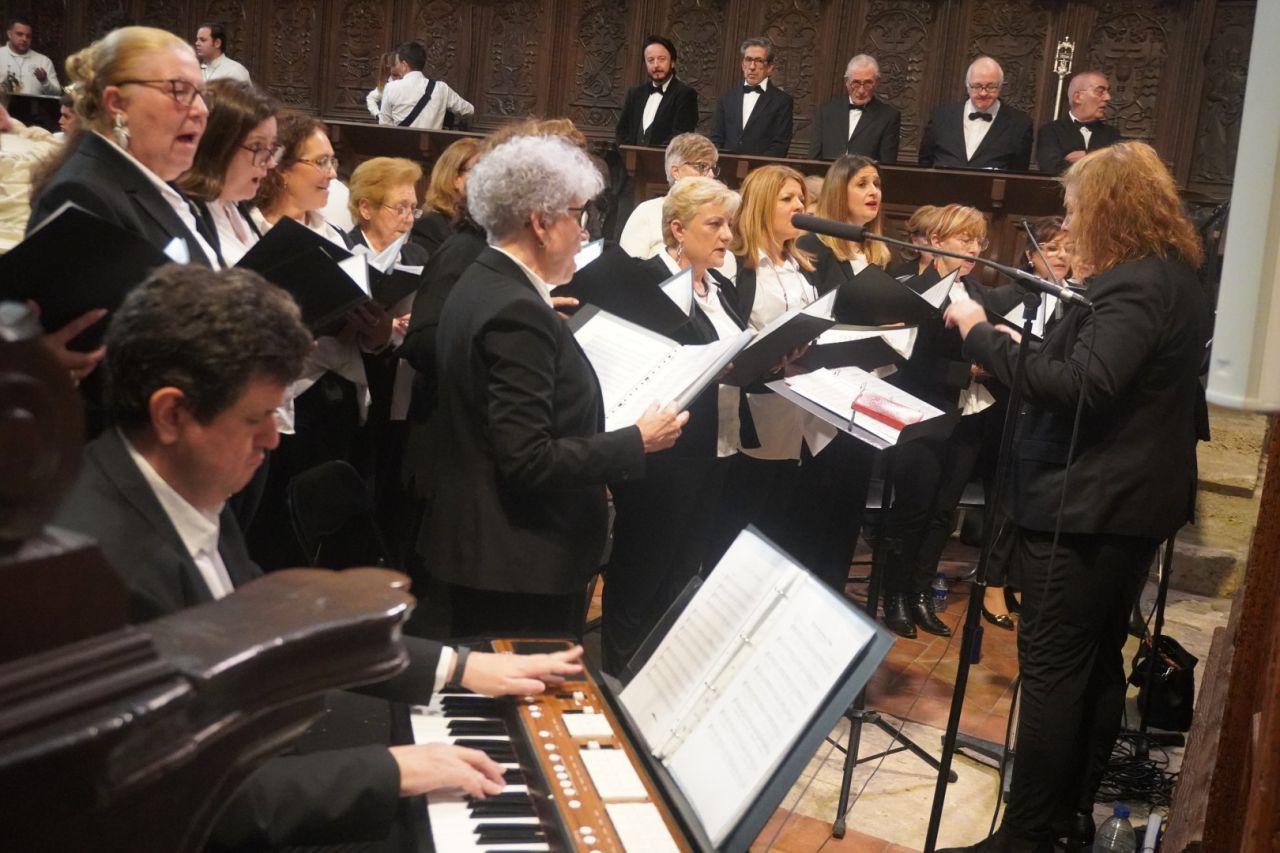 La Hermandad de la Vera Cruz festejó su 400 aniversario (Torrijos)