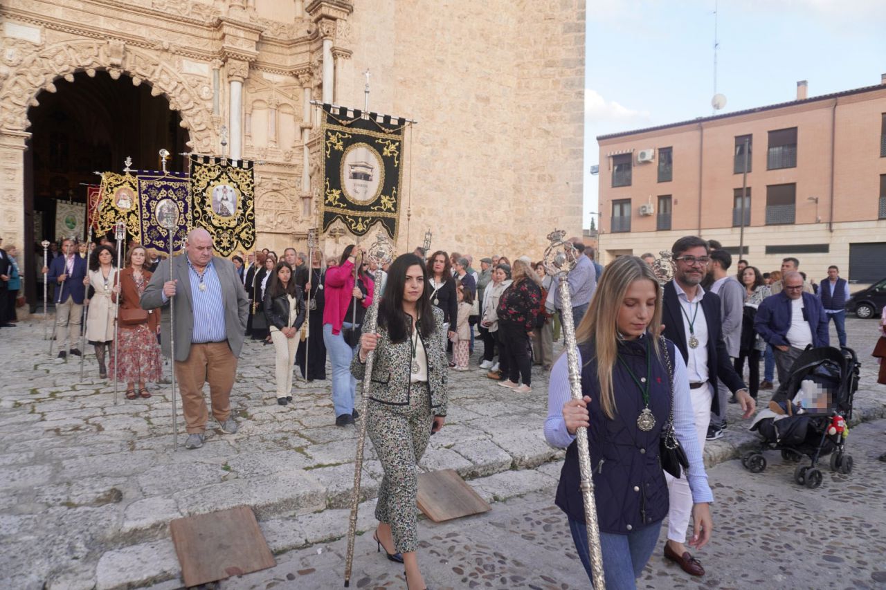 La Hermandad de la Vera Cruz festejó su 400 aniversario (Torrijos)