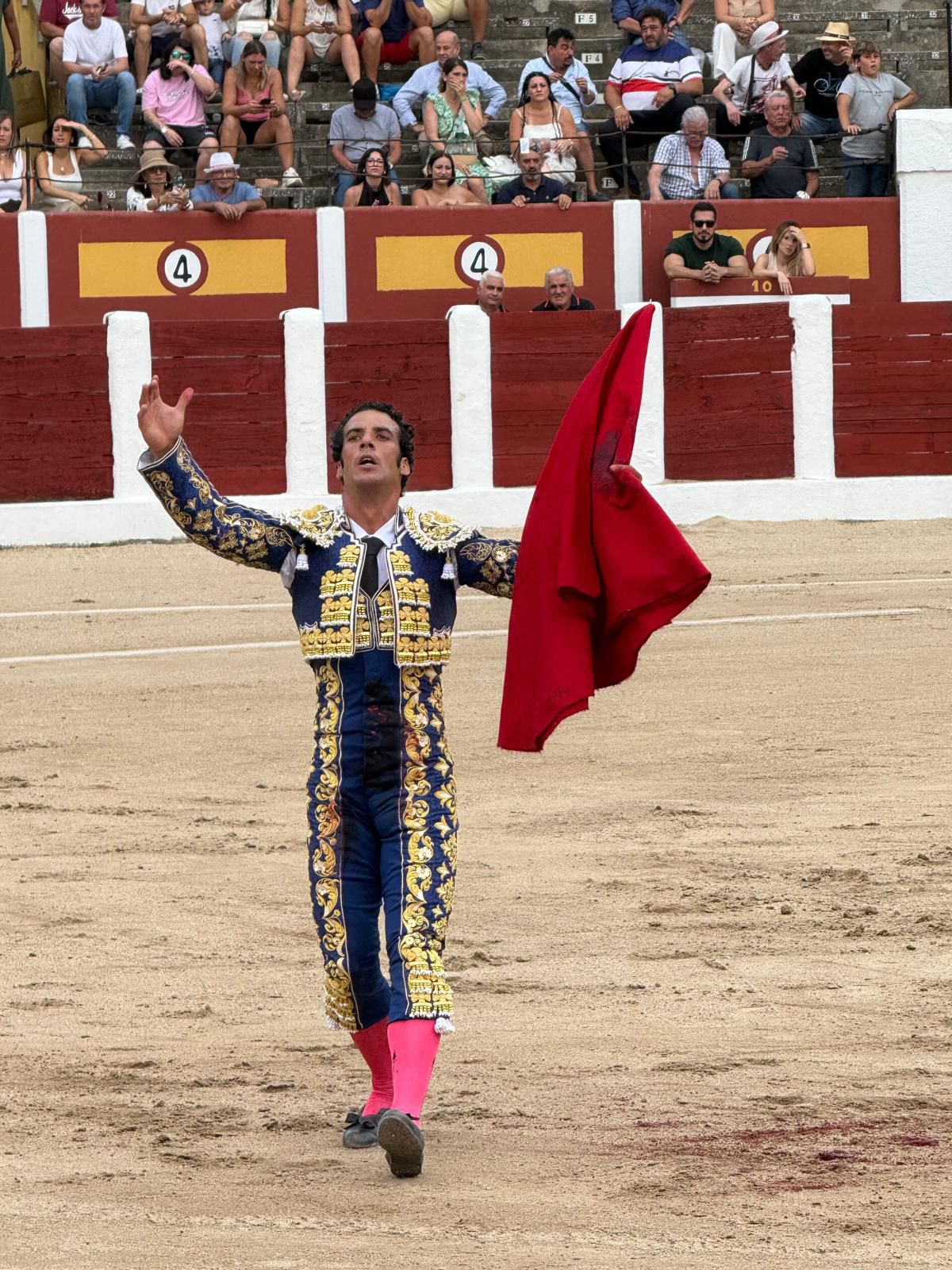 Morenito abre la puerta grande en Talavera con su encerrona de Peñajara