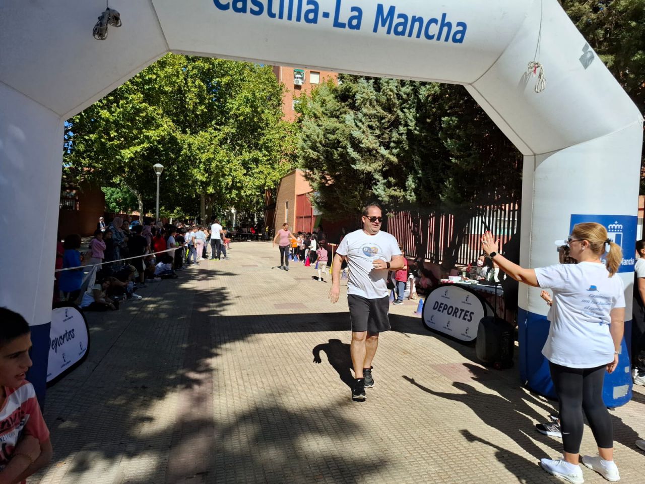 El CEIP Bilingüe Antonio Machado celebra la IV Media Milla