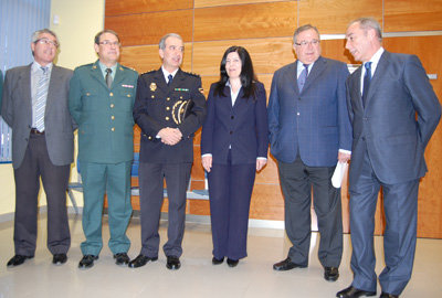 Ramis estuvo acompañada en su presentación por diversas autoridades. (Foto: Carlos Granda)