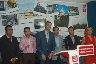 Los diputados socialistas hoy en Talavera. (Foto: F.P.)