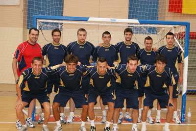 Formación que disputó los entrenamientos de pretemporada en el Primero de Mayo. (Foto: D.M.)
