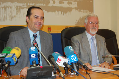 Gregorio y Pérez de Vargas hablaron sobre el buen desarrollo de las ferias. (Foto: J.F.)