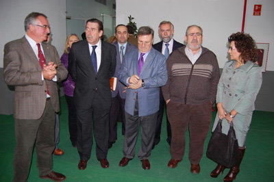 Un momento previo a las ponencias inaugurales de la jornada ganadera. (Foto: J.F.)