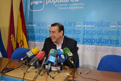El presidente local del PP durante su particular balance del Congreso regional celebrado en Talavera. (Foto: LA VOZ DEL TAJO)