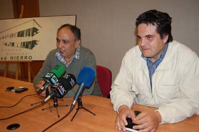 Los portavoces del colectivo exigieron compromiso institucional para defender los ríos. (Foto: J.F.)
