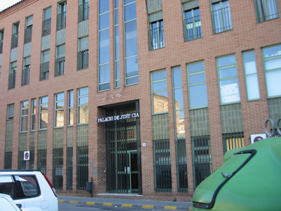 Fachada principal de las actuales dependencias. (Foto: J.F.)