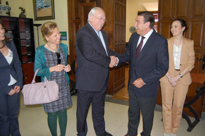 Saludo entre Luis Díaz Zarco y Gonzalo Lago. (Foto: J.F.)