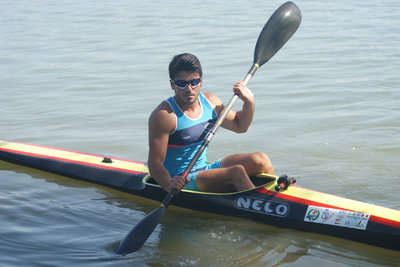 El deportista ultimó su preparación en el embalse de Cazalegas, tal y como se puede apreciar en la imagen. (Foto: D.M.)