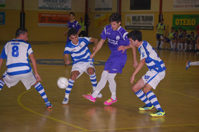 El primer derby entre
velaínos y caleranos tuvo un claro vencedor en esta jornada: los propietarios de La Vega. (Foto: LA VOZ DEL TAJO.)