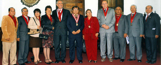 El catedrático Martínez Ataz, investido doctor honoris causa por la Universidad Nacional de Trujillo