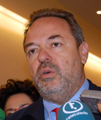 Jesús Labrador, obligado a rectificar en su cruzada contra el derecho de Reunión