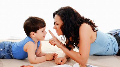 Lenguajes positivos y negativos, en padres y madres