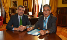 Álvaro Gutiérrez recibe a José María Calvo, presidente de UNICEF de Castilla-La Mancha