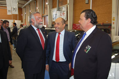 Gran ambiente de negocio en un Salón de la Automoción 2015 con más de 6.000 visitantes
