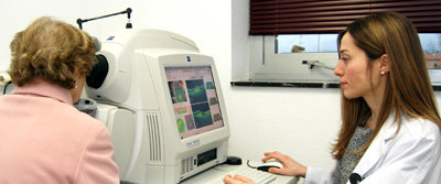 Oftalmólogos del Hospital de Talavera mejoran la atención a los pacientes con Degeneración Macular Asociada a la Edad