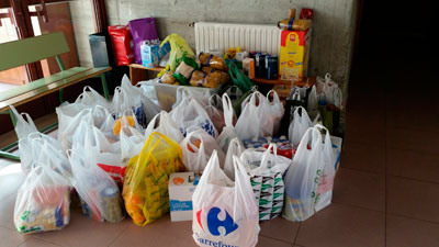 CSIF recoge más de 160 kilos de alimentos para los niños talaveranos
