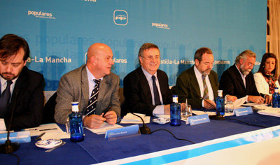 García-Tizón: “2014 será el año del despegue económico, del crecimiento y de la creación de empleo neto” 