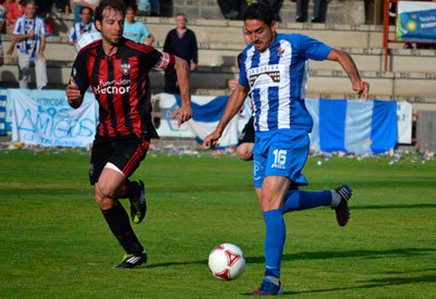 Roberto Encinas y Víctor Martínez renovarán hoy con el CF Talavera