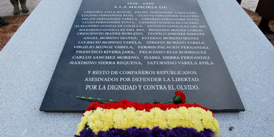 Calera y Chozas homenajea y entierra a los represaliados por el Franquismo