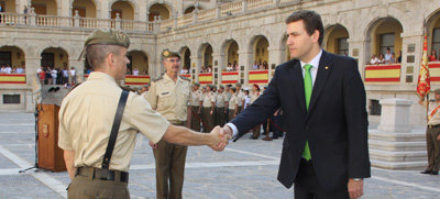 Caja Rural CLM entrega galardones a los sargentos alumnos destacados de la Academia de Infantería