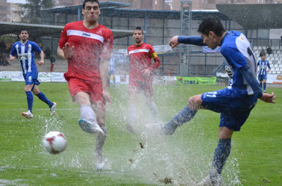 El derbi talaverano entre CF Talavera y UD Talavera no se debería haber jugado