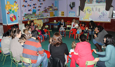 La escuela infantil Bichos recrea la Navidad al modo anglosajón
