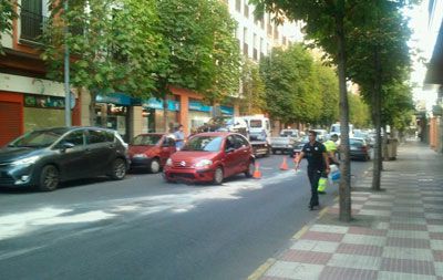 Colisión de dos turismos en la calle Muñoz Urra sin graves consecuencias