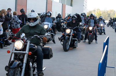 Quedada motera en las inmediaciones del ferial para conmemorar el Día del Daño Cerebral Adquirido