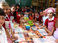 El colegio Juan Ramón Jiménez enseña a sus alumnos a elaborar 'cookies'
