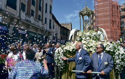 El Corpus de Talavera brilla con luz propia
