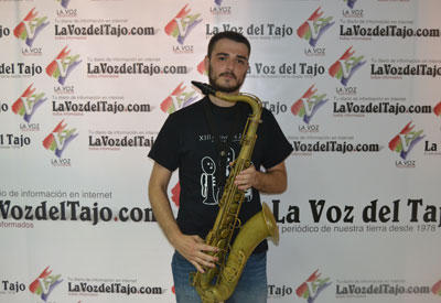 “La música instrumental no se puede transmitir con palabras, simplemente hay que dejarse llevar, escucharla y mimetizarse con los ambientes que se crean”