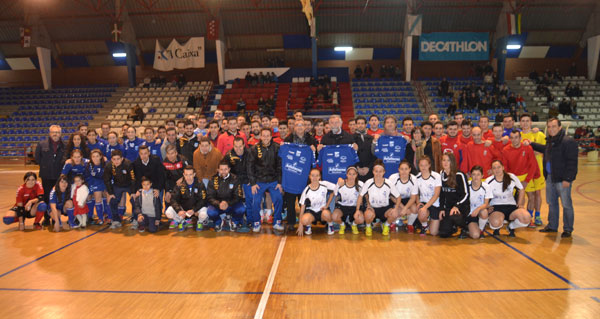 El fútbol sala de la comarca se unió en el Torneo Benéfico de Navidad para Cruz Roja