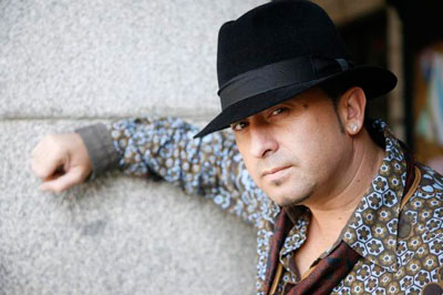 El cantante de El Barrio firmará discos el 12 de noviembre en El Corte Inglés de Talavera