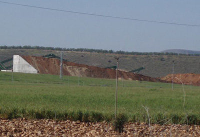 Los afectados por la gravera de La Rinconada piden una reunión con la consejera de Agricultura