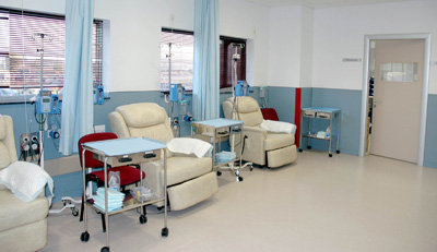 El Hospital de Talavera realiza con éxito terapias para pacientes alérgicos a la quimioterapia