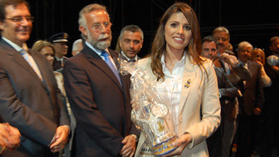 La pregonera de las Ferias de San Isidro defiende la prensa local y regional para conocer mejor nuestra tierra