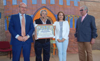 Moisés de las Heras recibe el Premio 'Adalid Meneses'