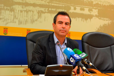 El PSOE pedirá en el pleno de septiembre un gran pacto por el empleo para 3.000 talaveranos