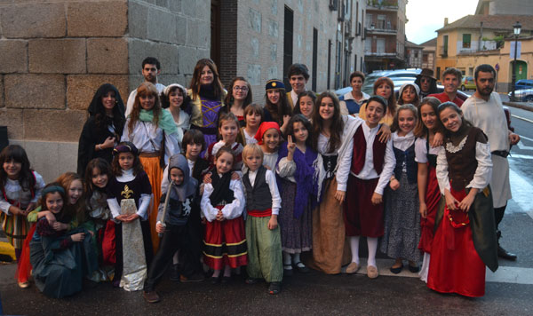 El trío amoroso de María de Portugal, Alfonso XI y Leonor de Guzmán, en la Plaza del Pan