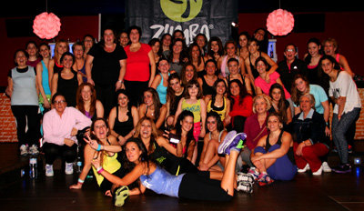 La Plataforma Zumba Fitness Talavera se presentó oficialmente en la discoteca Aire este fin de semana