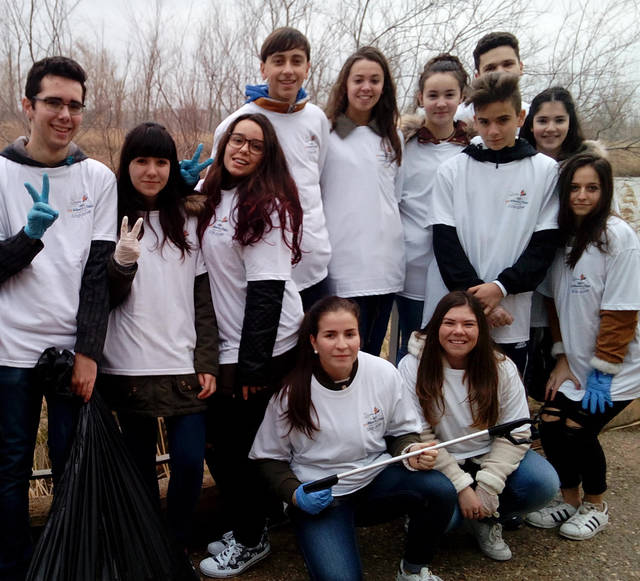 Alumnos del Ribera del Tajo, implicados con el río