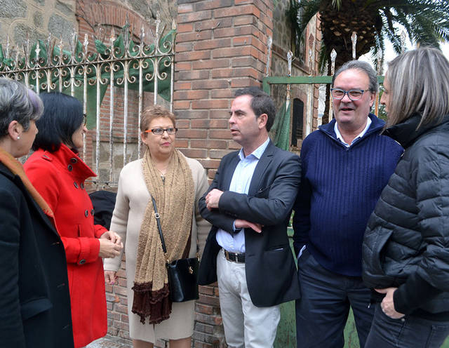 Denuncian el abandono de la clínica 'La Milagrosa'