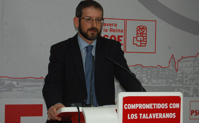 El PSOE denuncia el retraso de los planes de empleo y Luqui aclara que se están analizando las solicitudes