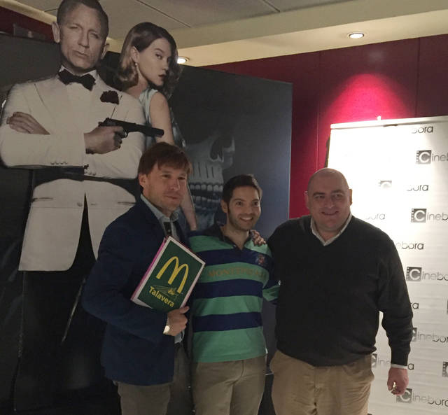 Pase privado de 'Spectre' en Cinebora con Sagredo