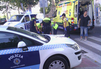 El socorrista de la piscina del JAJE salva la vida a una mujer