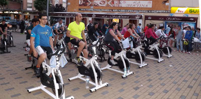 Deporte en la calle para dar a conocer la labor de TEA Talavera 