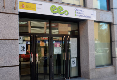 El paro baja en diciembre en 1.130 personas en la región y cierra 2014 con 237.240 desempleados