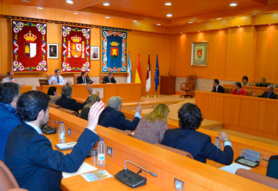 El Pleno aprueba por mayoría la modificación de las ordenanzas fiscales 
